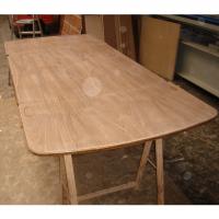 Tapa de mesa con extensiones - Fabricación de una tapa de mesa de nogal español con dos extensiones.