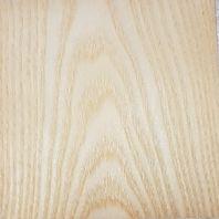 Pliego de chapa de fresno americano - Pliego de chapa de madera de Fresno Americano de 60 x 25 cm. aproximadamente y 0,6 mm. de espesor.